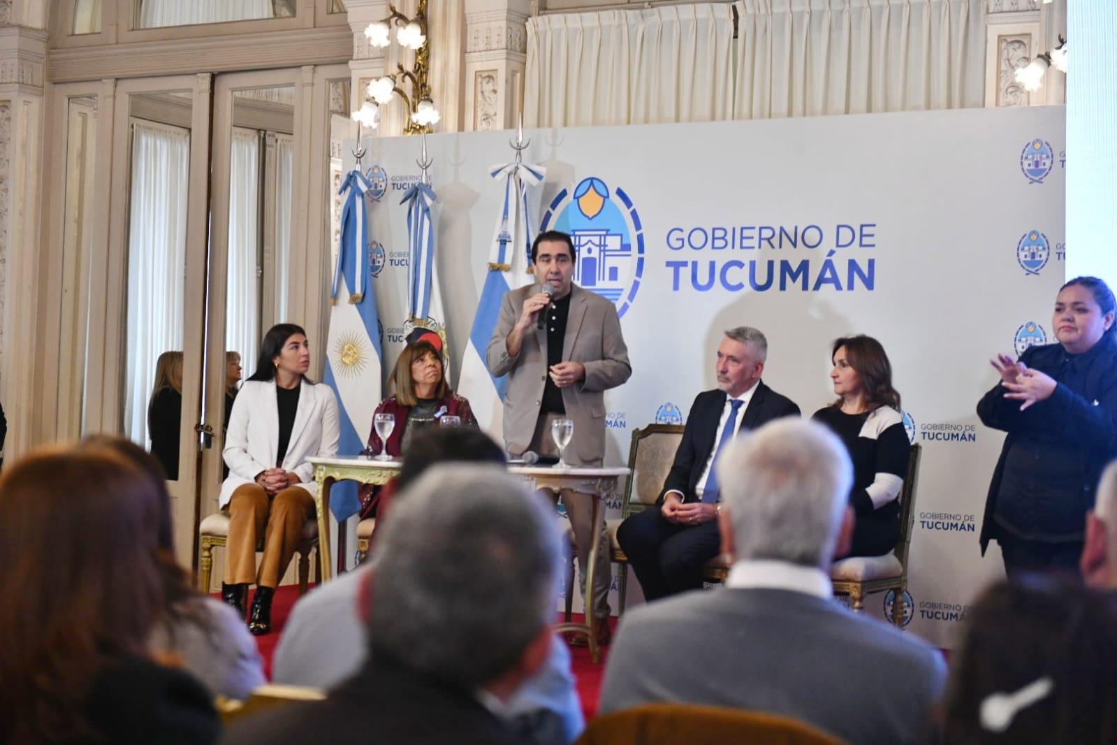Mansilla encabezó la apertura del 2° Congreso de Alfabetización