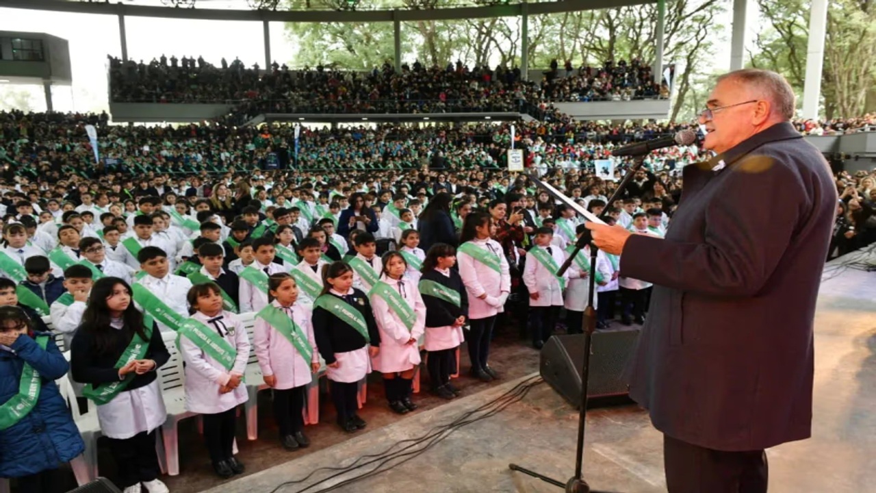 Día del Medio Ambiente: jura de alumnos en el Palacio de los Deportes