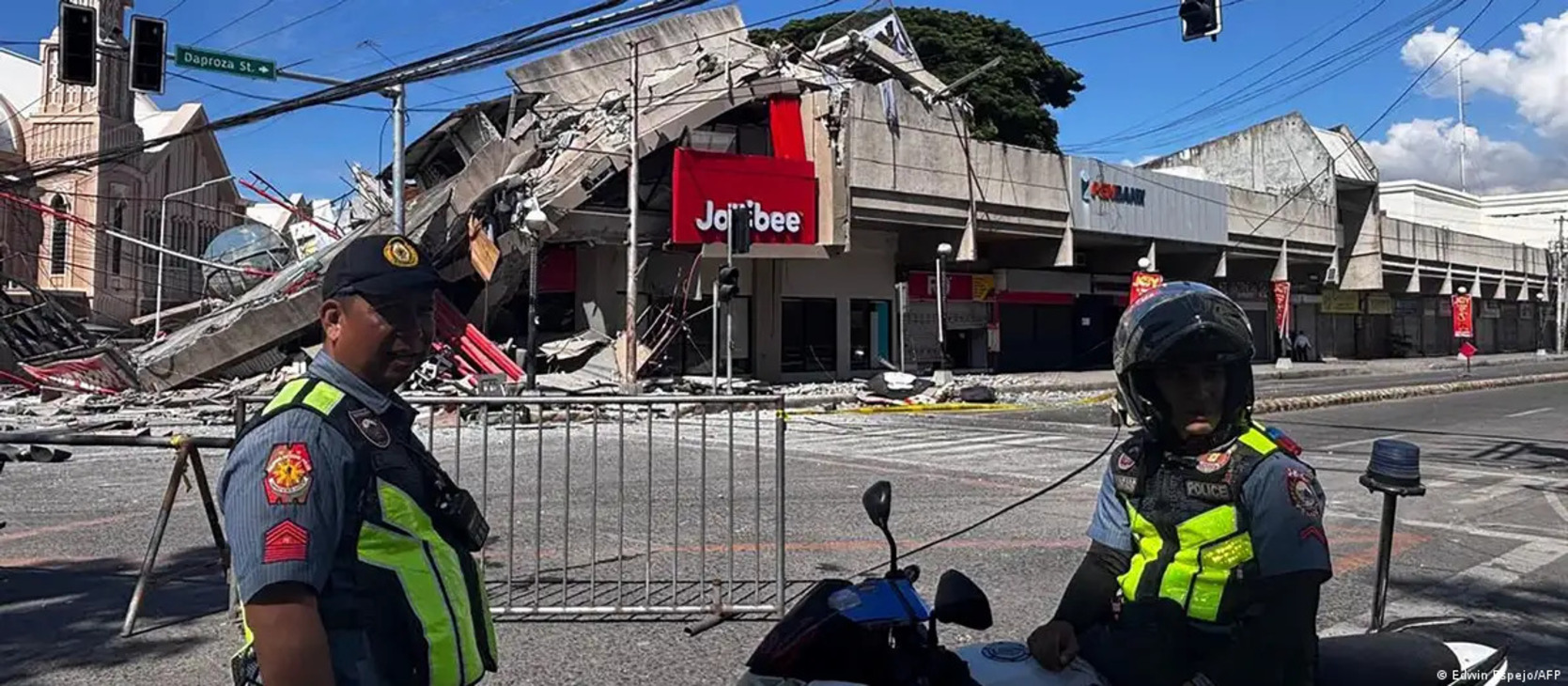 Un terremoto de magnitud 7,8 sacudió Filipinas